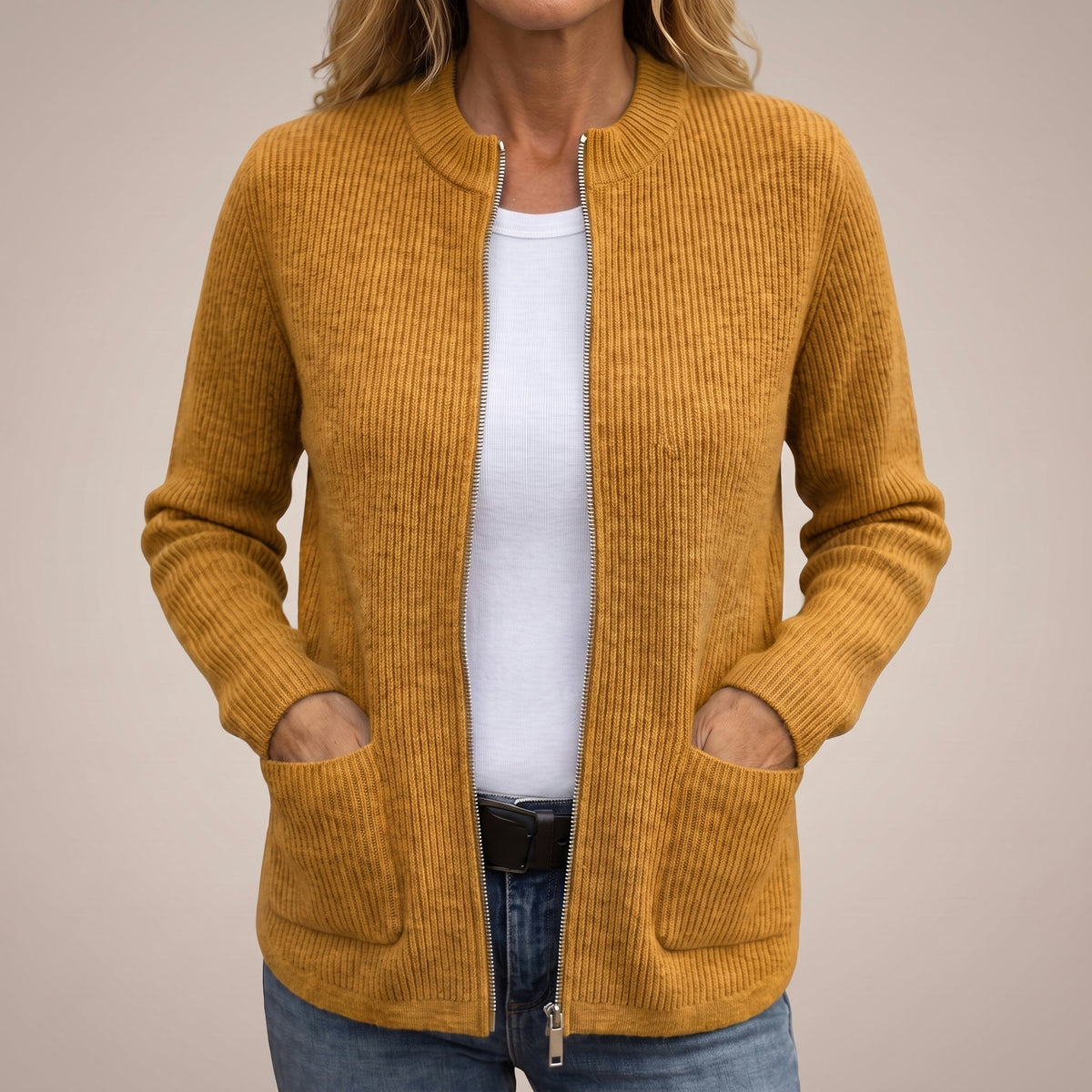 Brooke | Cozy Zip-Up Cardigan with Deep Pockets